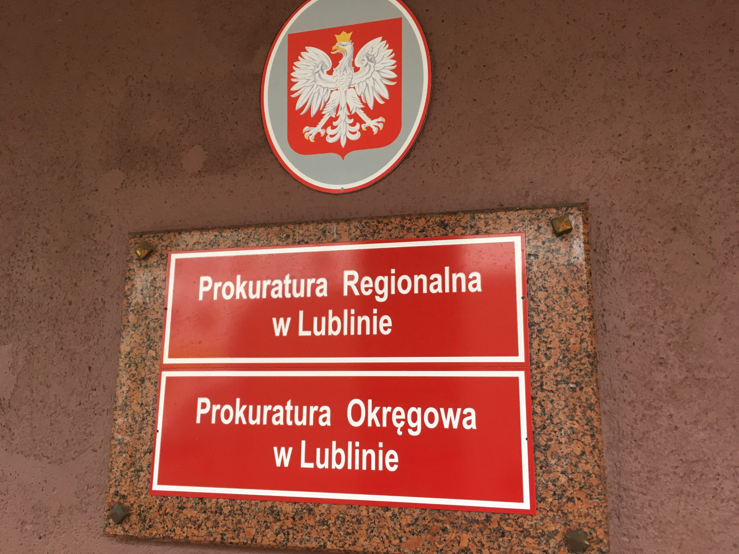 Prokuratura w Lublinie posiada pętlę przenośną do obsługi osób ze szczególnymi potrzebami w zakresie lepszego słyszenia